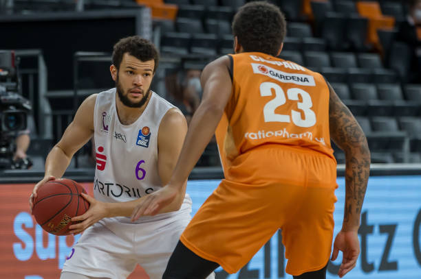 达到如此高 达到如此高